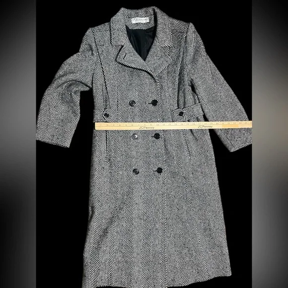 Vintage Alorna- Made in USA- Black and White Herringbone Double Breasted Coat - Picture 10 of 13